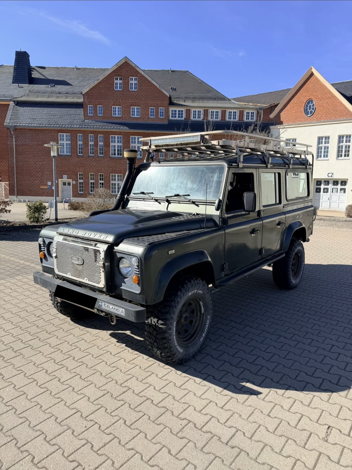 Land Rover Defender 110 TD4 S Offroad 4x4 7-Sitze/AHK/LED